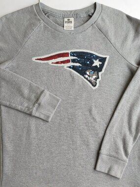 PINK Victoria Secret-NFL New England Patriots Sweatshirt Sz Small Bling Sequin